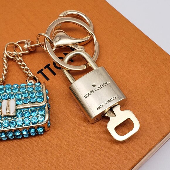 Authentic Louis Vuitton Gold Lock & Box w/ Unbranded Bag Bagcharm - Picture 4 of 7